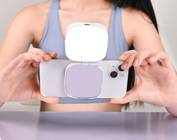 Hot sale🎉Mobile phone selfie magnetic fill light pocket light mini built-in beauty mirror fill light