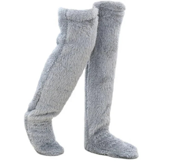 ❄️ Super soft plush socks, warm and comfortable, a must-have at home!