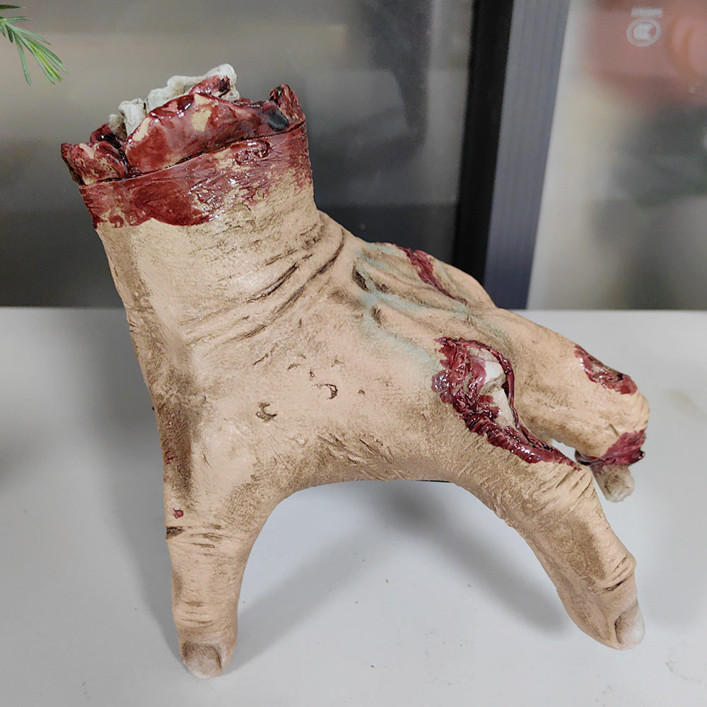 🎉Hot Sale✨Halloween Electric Voice Control Severed Hand Props👻